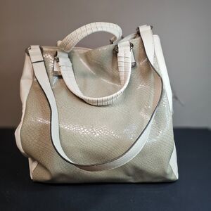 NWT Simply Vera Vera Wang White Cream Purse Shoulder Strap Handbag